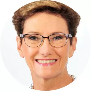 Wendy Lucas-Bull - South African businesswoman