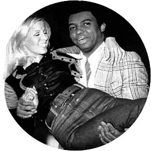 Wess & Dori Ghezzi - Musical group