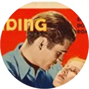 Westward Passage - 1932 ‧ Drama/Romance ‧ 1h 13m