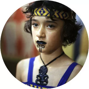 Whale Rider - 2002 ‧ Drama/Family ‧ 1h 45m