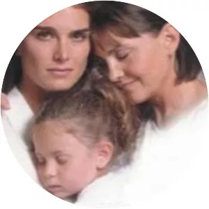 What Makes a Family - 2001 ‧ Television/Drama ‧ 1h 31m