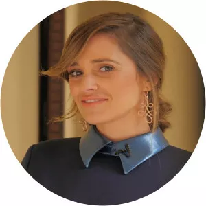 Whats Up - Olhar a ModaSince 2016 - 2016 ‧ 5 seasons