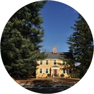 Whipple–Cullen House and Barn