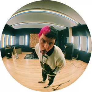 Whyel - Musical artist