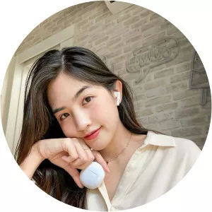 Wichayaporn Jiravechsoontornkul photograph