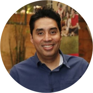 Wicky V. Olindo - Film producer