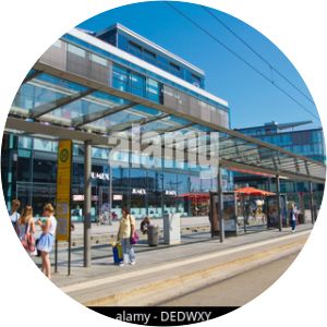 Wiener Platz station