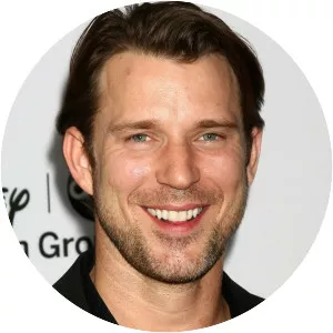 Wil Traval