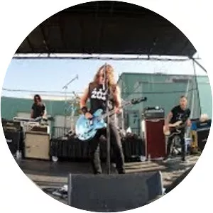 Wiley Hodgden - Musical artist