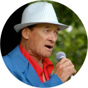 Will Crummer - Singer