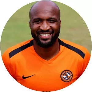 William Edjenguélé