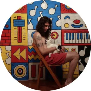 Willy Muse Musician - Music maker