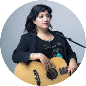 Winona Wilde - Singer