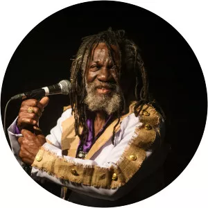winston mcanuff - Jamaican singer