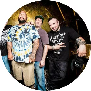 Wisdom in Chains - Band