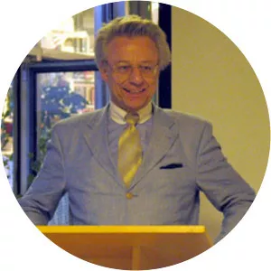 Wolfgang R. Langenbucher