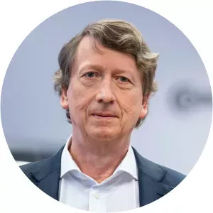 Wolfgang Schäfer - Football player