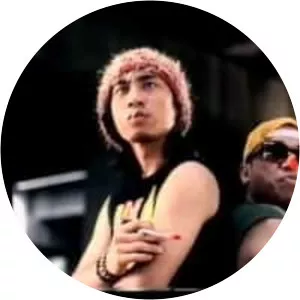 Wong Pitoe - Musical artist