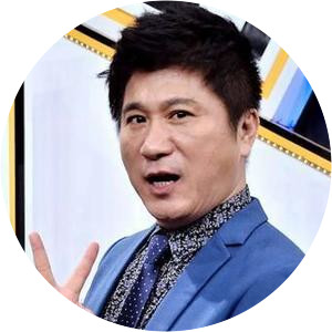 Woo Gwa - Television presenter