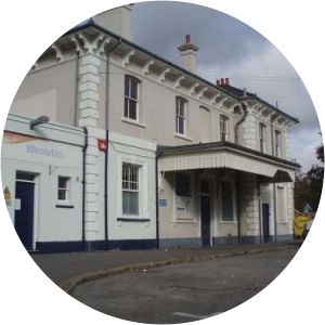 Woolston railway station