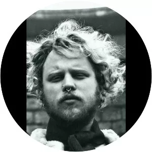 WORRYWORRY - Musical artist