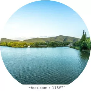 Xianghu Lake
