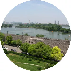 Xuanwu Lake