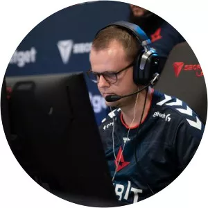 Xyp9x