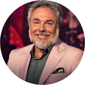 Y'A Du Monde A Messe De Noel - TV series