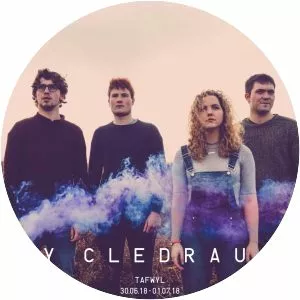 Y Cledrau - Musical group