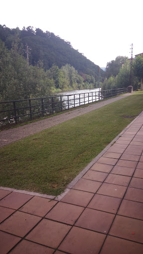 y pista de La riera Park - Park in Trubia, Spain