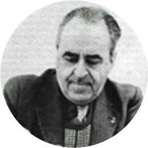 Yakov Estrin