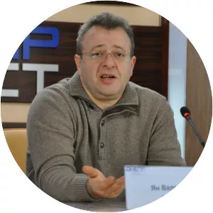 Yan Valetov - Soviet-Ukrainian writer