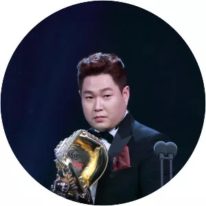 Yang Eui-ji - Baseball catcher