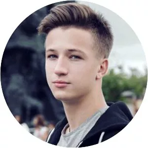 YanGo - Ukrainian vlogger