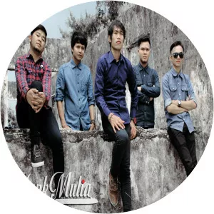 Yank Mulia Band
