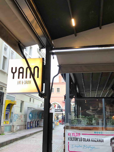Yann Coffee - Cafe