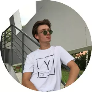 Yaprada - Musical artist