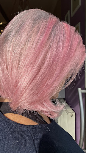 Yasemin Sahin - Hair salon in Istanbul