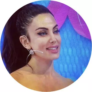 beste yoltay yashna - 