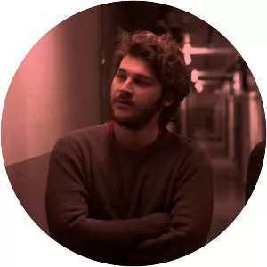 Yaşlı Amca - Musical artist