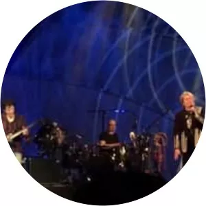 Yes Featuring Jon Anderson, Trevor Rabin, Rick Wakeman