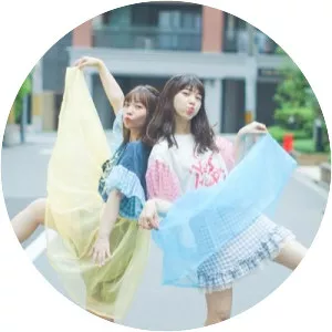 Yes Happy! - Musical group