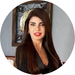 Yeşim Hattat photograph