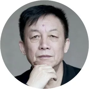 Yi Zhongtian - Chinese writer