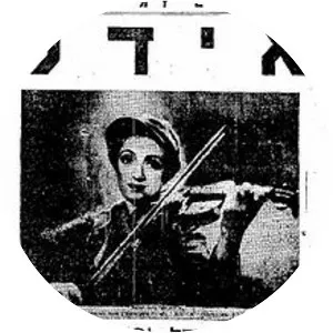 Yiddle With His Fiddle - 1936 ‧ Comedy music/Romance ‧ 1h 32m