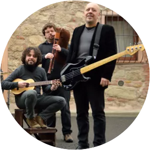 Yo Yo Mundi - Musical group