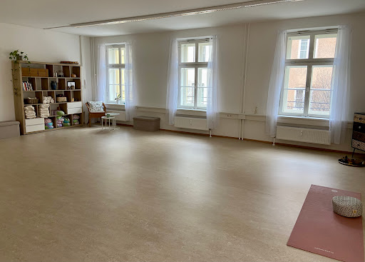 Yogaraum Hall - Yoga studio in Hall in Tirol, Austria