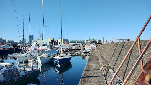 Yokohama Lumber Yard Breakwater Lighthouse - Port authority in Japan