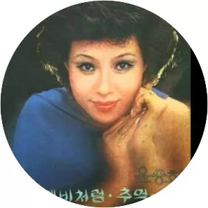 Yoon Seunghee - Singer